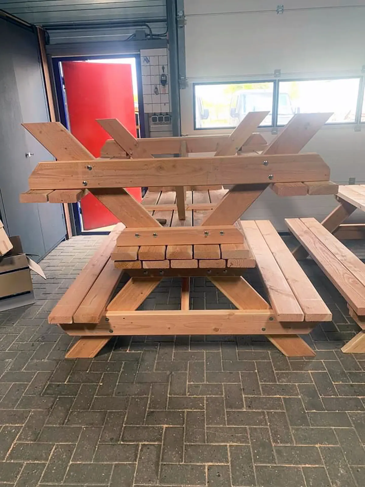 Douglas picknicktafel met houten poten - Afbeelding 5