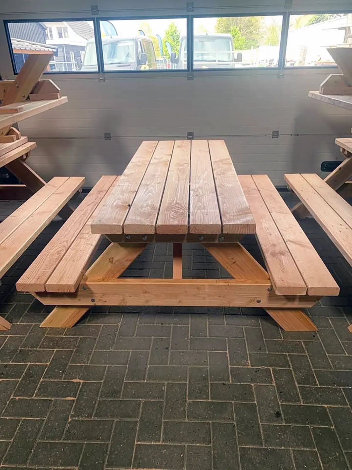 Douglas picknicktafel met houten poten - Afbeelding 7